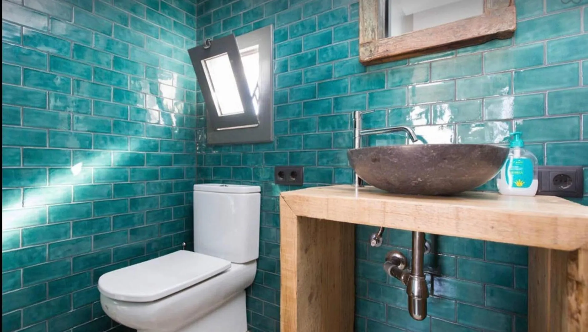Outdoor Bathtub! 360 Rooftop With Chill Out And Amazing Views! Barcellona 0*,  Spagna