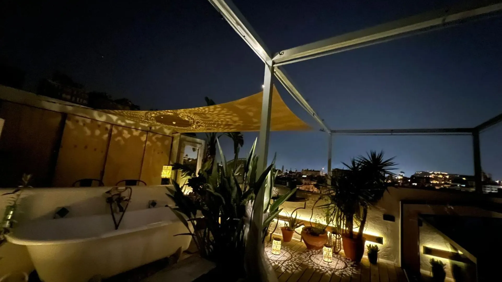Appartamento Outdoor Bathtub! 360 Rooftop With Chill Out And Amazing Views! Barcellona